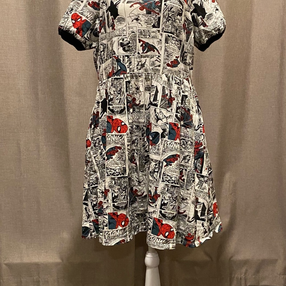 Marvel Spider-Man Comic Print Dress - Red and Black